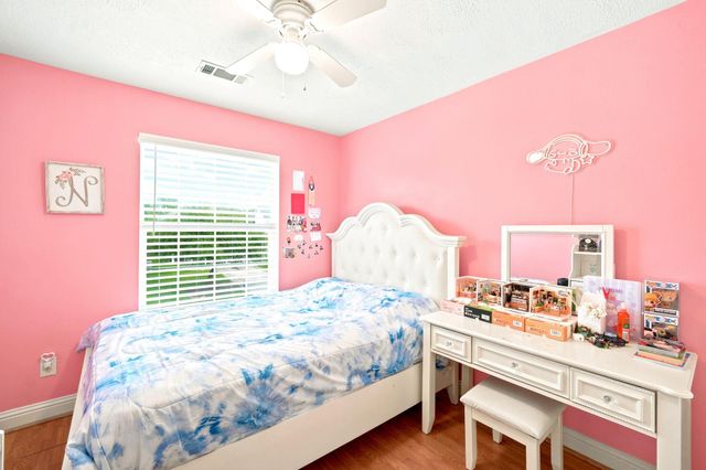 3219 Sapphire Star Drive, Houston, TX 77082