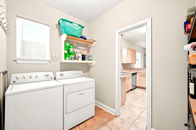 3219 Sapphire Star Drive, Houston, TX 77082
