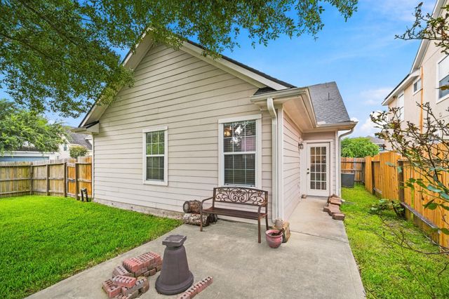 3219 Sapphire Star Drive, Houston, TX 77082