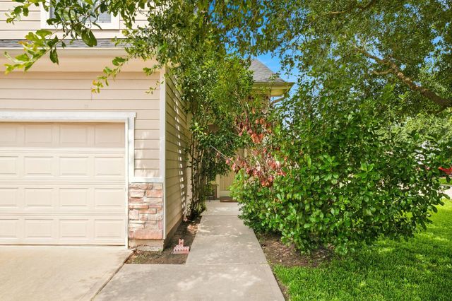3219 Sapphire Star Drive, Houston, TX 77082