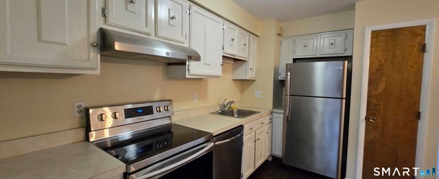 1300 Capitol Avenue C, Bridgeport, CT 06606