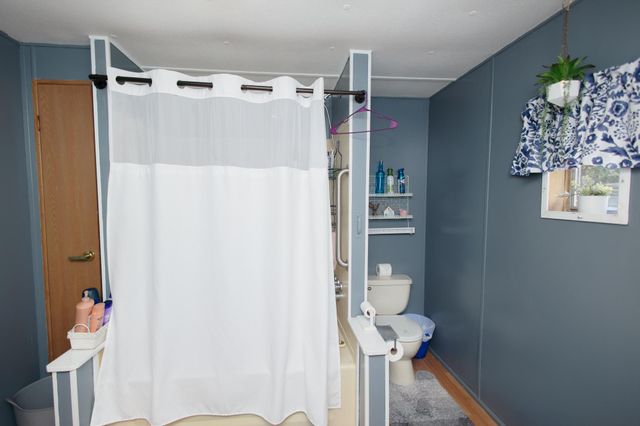2713 Benlana Court, Maplewood, MN 55119