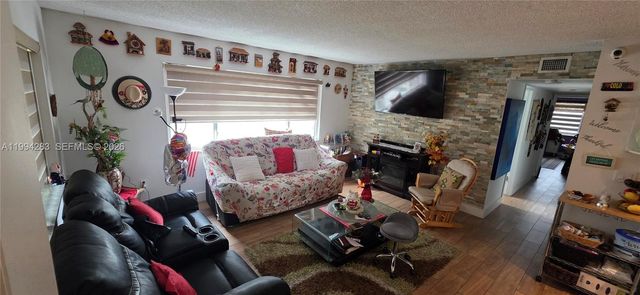 70 NE 202nd Ter T26, Miami Gardens, FL 33179