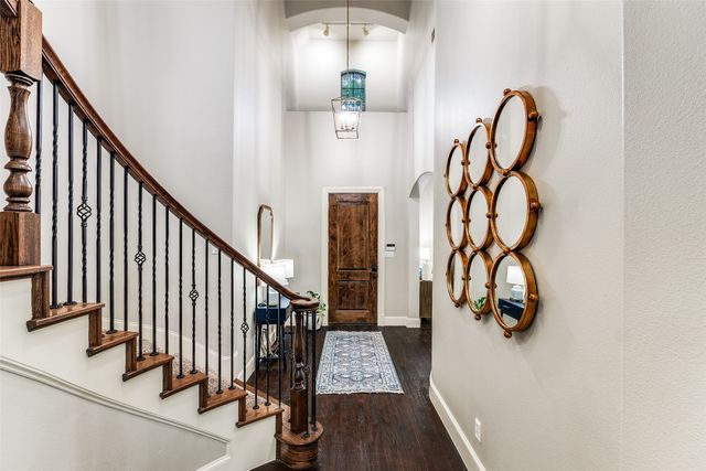 2242 Forest Hollow Park, Dallas, TX 75228