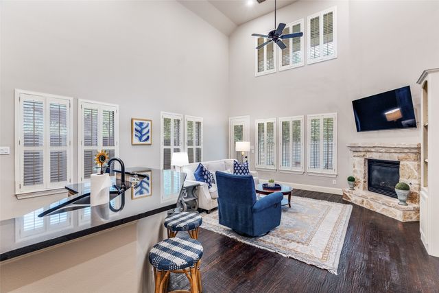 2242 Forest Hollow Park, Dallas, TX 75228