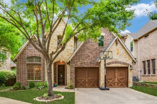2242 Forest Hollow Park, Dallas, TX 75228