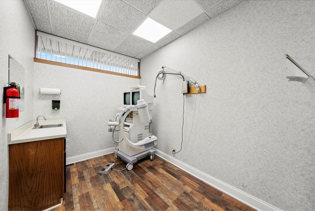 5346 W 95th Street, Oak Lawn, IL 60453