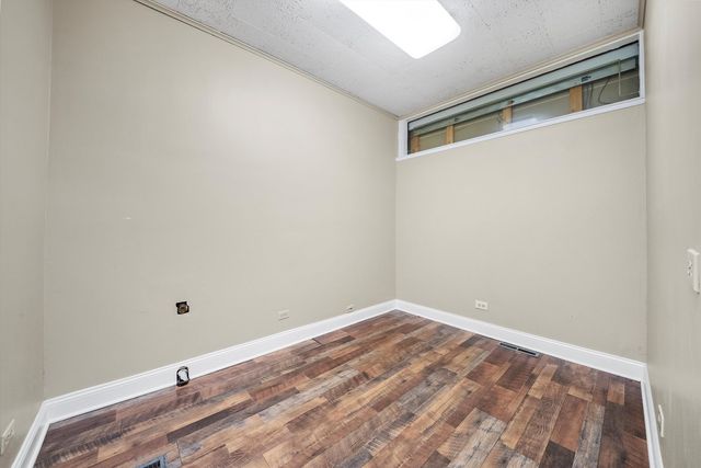 5346 W 95th Street, Oak Lawn, IL 60453