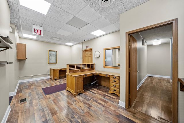 5346 W 95th Street, Oak Lawn, IL 60453