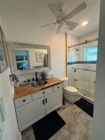 1860 Venice Park Drive 206, North Miami, FL 33181