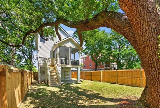 1057 Glenshaw Street, North Charleston, SC 29405