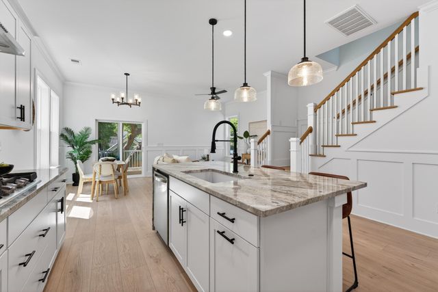 1057 Glenshaw Street, North Charleston, SC 29405