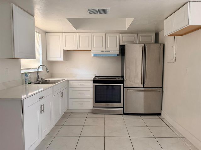 2552 NW 52nd Avenue B19, Lauderhill, FL 33313