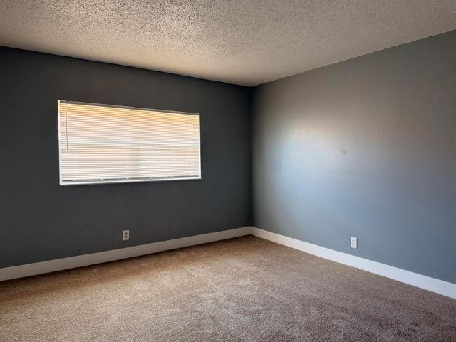 2552 NW 52nd Avenue B19, Lauderhill, FL 33313