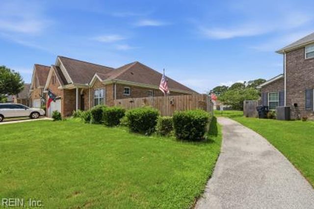 164 Nautico WAY, Portsmouth, VA 23703