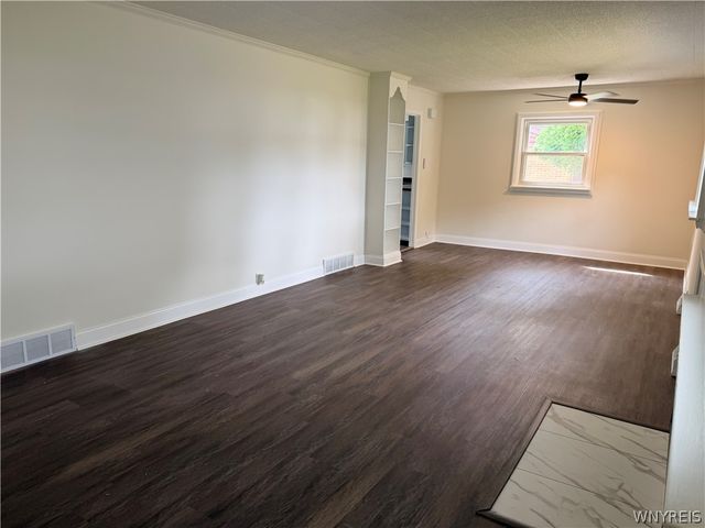3547 Salisbury Avenue, Hamburg, NY 14219