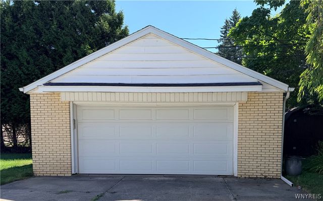 3547 Salisbury Avenue, Hamburg, NY 14219