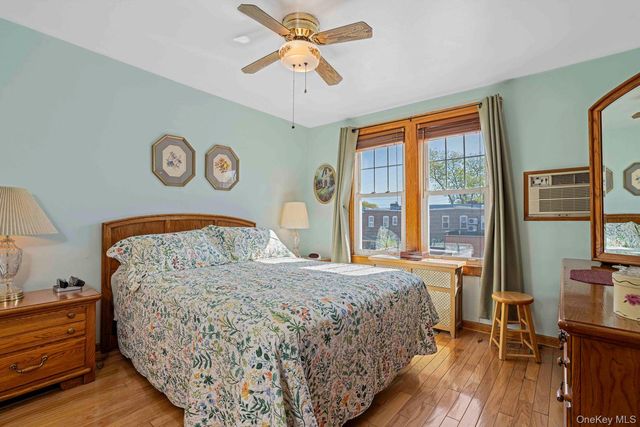 65-41 77th Place, Middle Village, NY 11379
