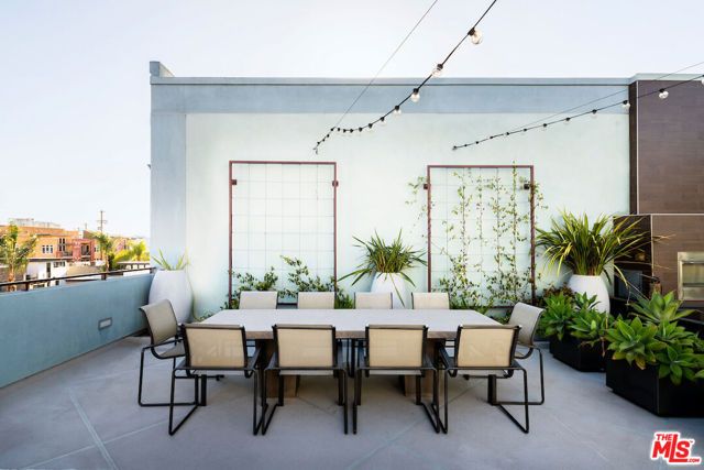 13337 Beach Avenue 106, Marina Del Rey, CA 90292