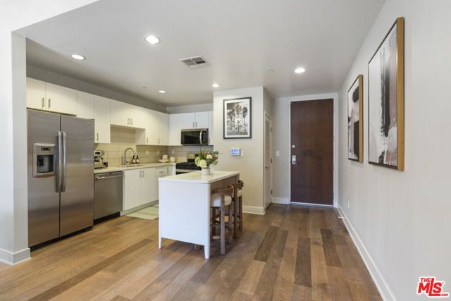 13337 Beach Avenue 106, Marina Del Rey, CA 90292