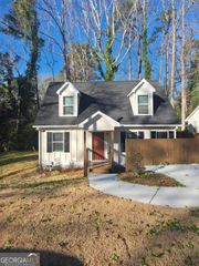 370 Camelot Drive, Athens, GA 30606