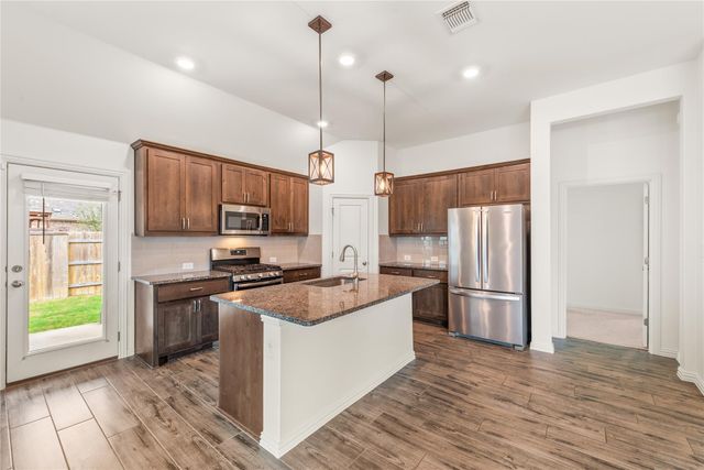 682 Coyote Creek WAY, Kyle, TX 78640