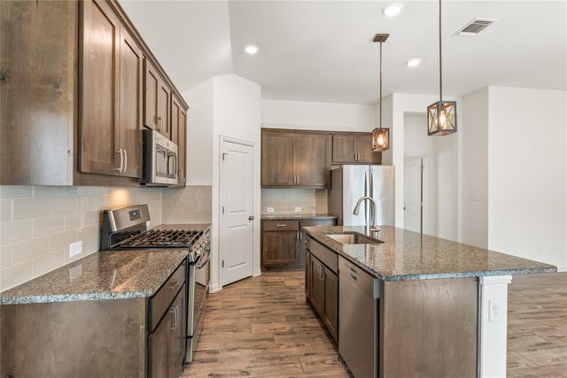 682 Coyote Creek WAY, Kyle, TX 78640