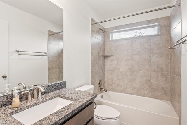 682 Coyote Creek WAY, Kyle, TX 78640