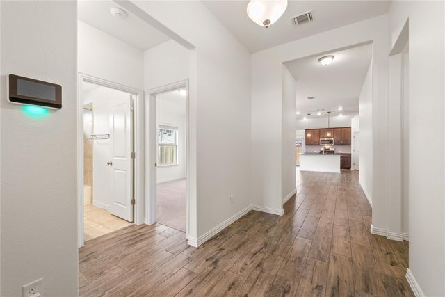 682 Coyote Creek WAY, Kyle, TX 78640