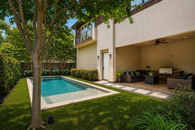 815 E 27th Street, Houston, TX 77009