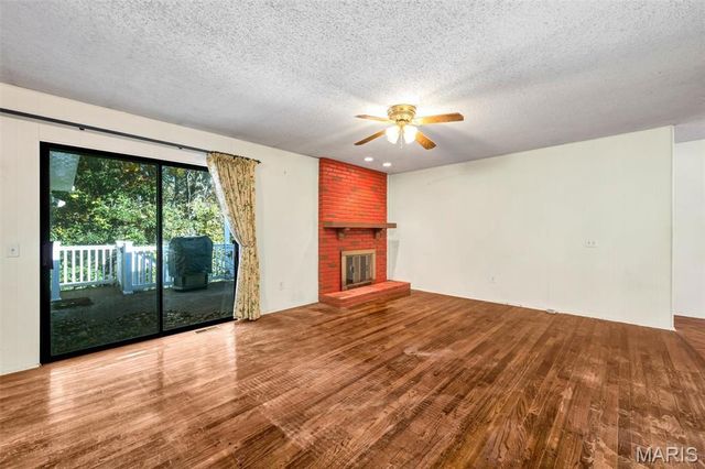 1115 Dutch Mill Drive, Ballwin, MO 63011