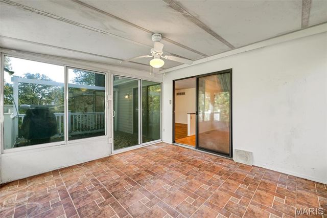 1115 Dutch Mill Drive, Ballwin, MO 63011