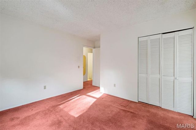 1115 Dutch Mill Drive, Ballwin, MO 63011