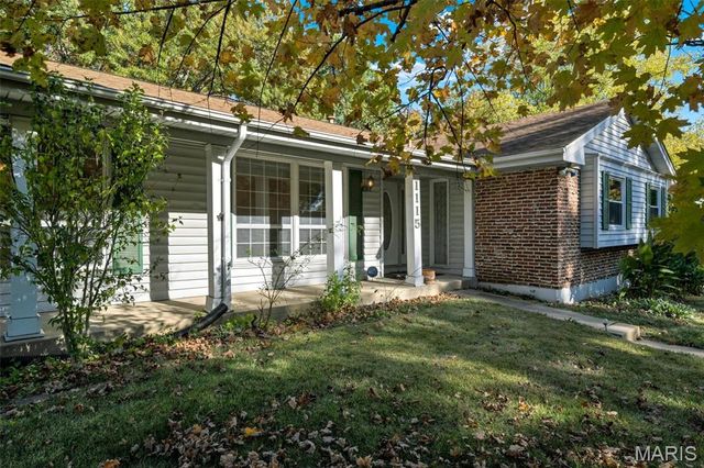 1115 Dutch Mill Drive, Ballwin, MO 63011