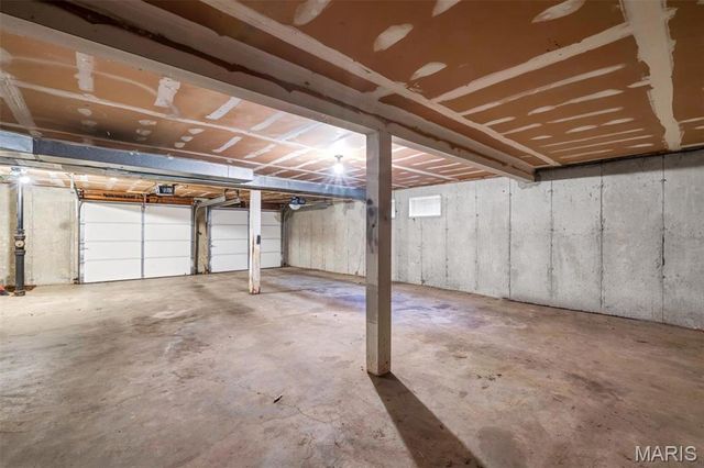 1115 Dutch Mill Drive, Ballwin, MO 63011