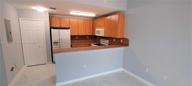 22911 SW 88th Pl 7-21, Cutler Bay, FL 33190