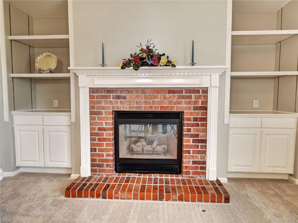 Image 20 of property listing at 9751 Golden Eagle Avenue, Highlands Ranch, CO 80129