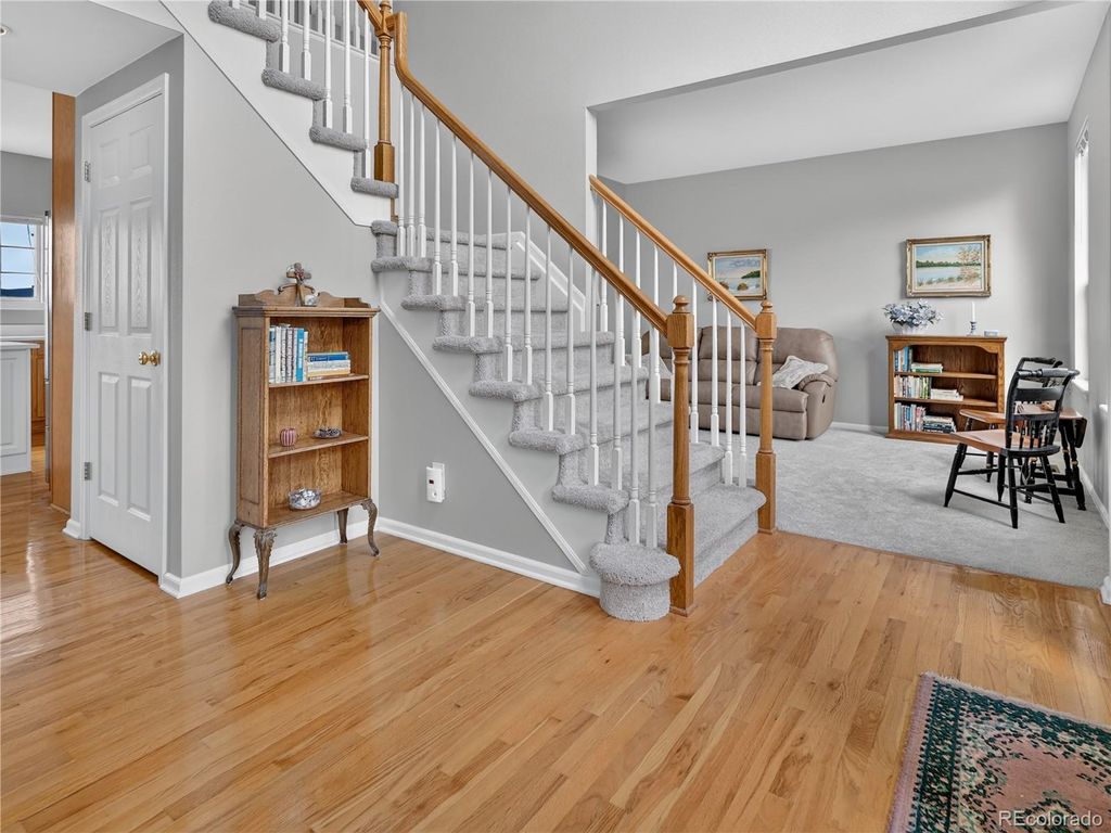 Image 3 of property listing at 9751 Golden Eagle Avenue, Highlands Ranch, CO 80129