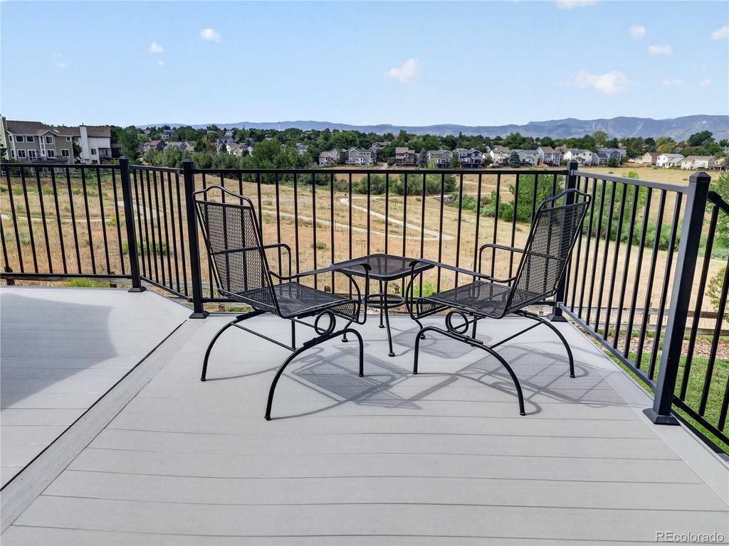 Image 22 of property listing at 9751 Golden Eagle Avenue, Highlands Ranch, CO 80129