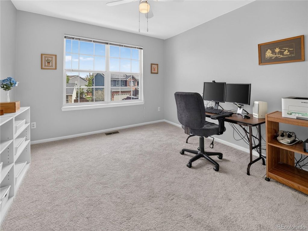 Image 29 of property listing at 9751 Golden Eagle Avenue, Highlands Ranch, CO 80129