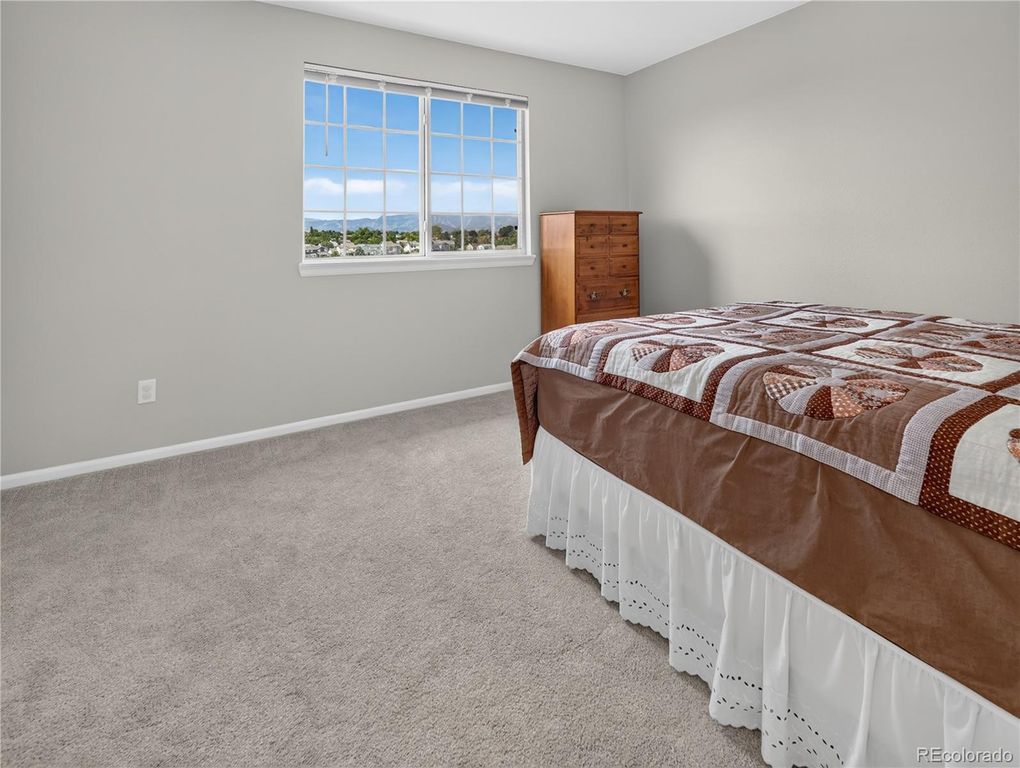 Image 33 of property listing at 9751 Golden Eagle Avenue, Highlands Ranch, CO 80129