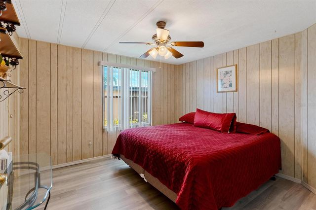717 W COACH N FOUR DRIVE, Leesburg, FL 34748