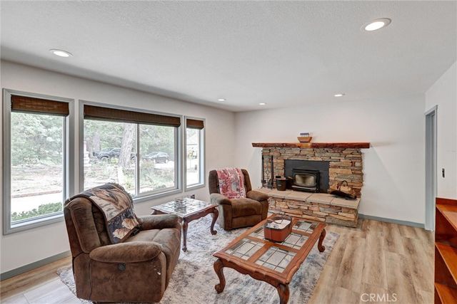 30396 Live Oak Drive, Running Springs, CA 92382