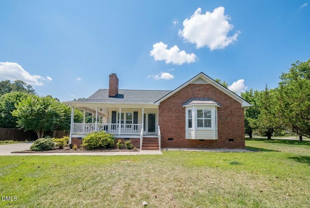 5900 Swales Way, Raleigh, NC 27603