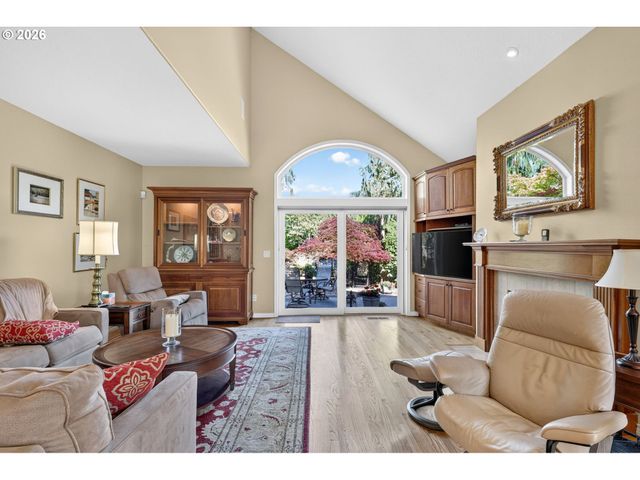 13709 Ne 45TH Pl, Vancouver, WA 98686