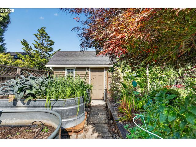 13709 Ne 45TH Pl, Vancouver, WA 98686