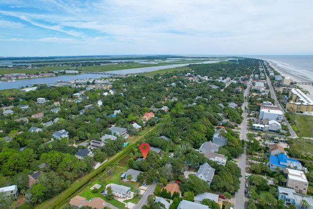 312 W Cooper Avenue, Folly Beach, SC 29439