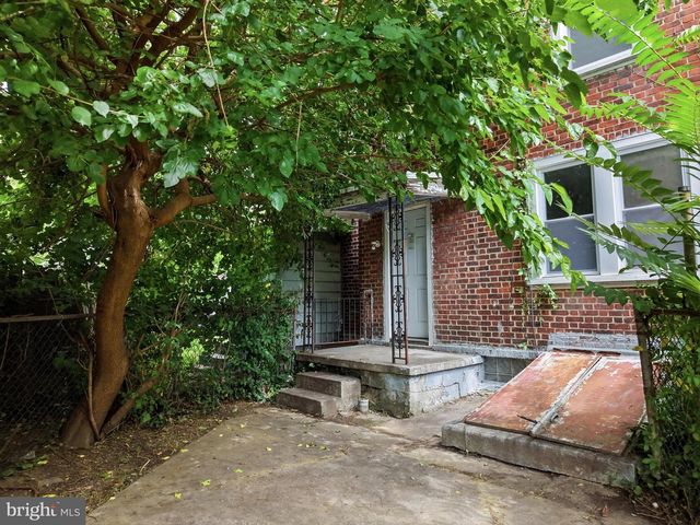 2992 ALABAMA RD, Camden, NJ 08104