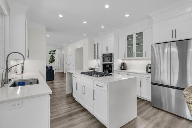 1711 Indigo Island Drive, Hanahan, SC 29410