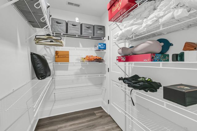 1711 Indigo Island Drive, Hanahan, SC 29410